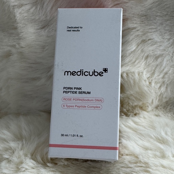 Medicube PDRN Pink Peptide Serum - BNIB - Picture 1 of 7